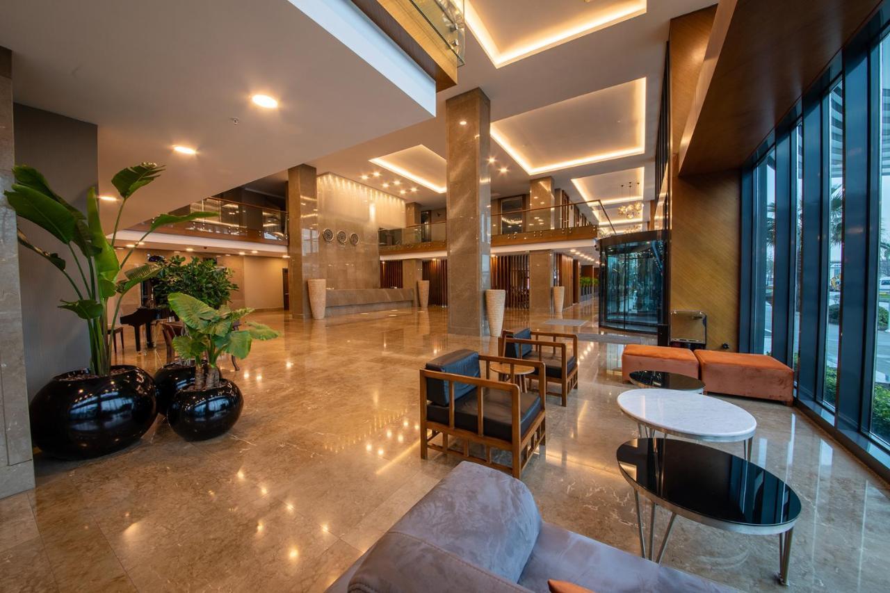 Ramada Plaza By Wyndham Samsun Hotel Exterior foto Lobby